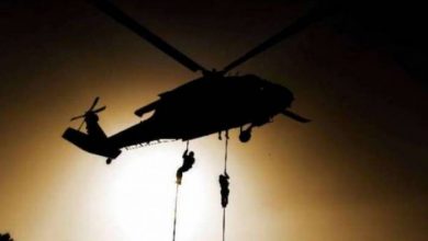 صورة القبض على قيادي “داعشي” في عملية إنزال جوي غربي دير الزور