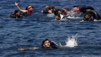 صورة 13 سوري عادوا إلى أنطاليا سباحة بعد اجبارهم على ترك قاربهم