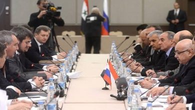 صورة وفد من النظام السوري يصل روسيا لتوقيع اتفاقيات اقتصادية جديدة