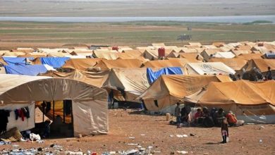 صورة حصار النظام يرفع أسعار المواد الغذائية والخبز في مخيم الركبان