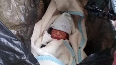 صورة أحدهما متوفى.. العثور على طفلين حديثي الولادة في ريفي دمشق ودرعا
