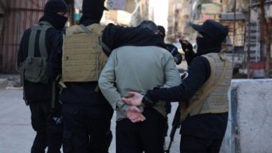 صورة الأمن العام يعتقل متورطين بملفات اغتيال لصالح الأمن العسكري السابق بدرعا