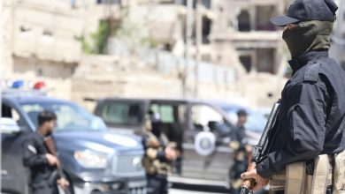 صورة عناصر مسلحة تشن هجوما على أشرفية صحنايا ومناشدات لوقف الاشتباكات