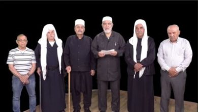 صورة الشيخ رائد صلاح وشخصيات درزية بفلسطين يدعون للسلم الأهلي في سوريا