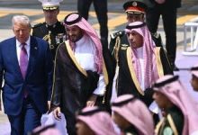 صورة ترمب يصل إلى السعودية في أول زيارة خارجية منذ تولّيه الرئاسة