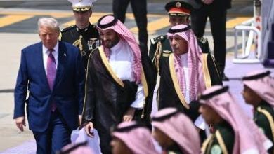 صورة ترمب يصل إلى السعودية في أول زيارة خارجية منذ تولّيه الرئاسة