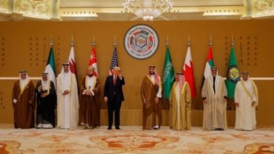 صورة القمة الخليجية الأميركية في الرياض ترحب برفع العقوبات عن سوريا