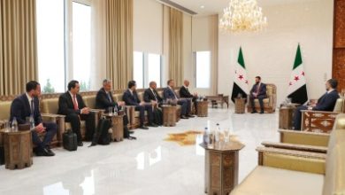 صورة الرئيس الشرع يبحث مع وفد كويتي فرص الاستثمار في سوريا