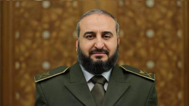 صورة وزير الدفاع السوري يعلن دمج كافة الوحدات العسكرية ضمن الوزارة