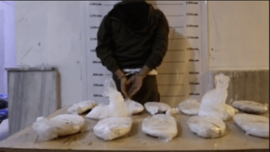 صورة الأمن الجنائي يضبط متورطين بترويج الحشيش والعملات المزورة في دير الزور