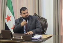 صورة بعد الاعتداء على مبنى محافظة السويداء.. مصطفى البكور يقدّم استقالته رسمياً