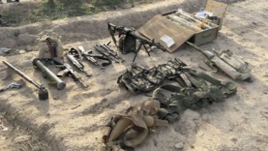 صورة الأمن الداخلي يضبط أسلحة وذخائر في منطقة الميادين شرقي دير الزور