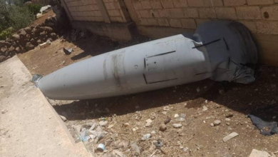 صورة سقوط بقايا صاروخين إيرانيين في ريف درعا