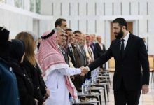 صورة الرئيس الشرع يلتقي وجهاء وأعيان القنيطرة والجولان