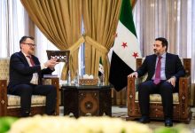 صورة وزير الخارجية والمغتربين يلتقي القائم بالأعمال الإيطالي