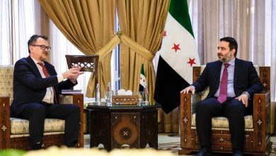 صورة وزير الخارجية والمغتربين يلتقي القائم بالأعمال الإيطالي
