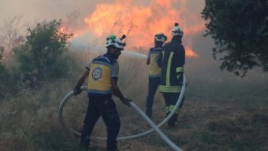 صورة الدفاع المدني يوضح: لا صحة لاستهداف فرقنا خلال حرائق اللاذقية