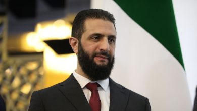 صورة الحكومة السورية تنفي لقاء الرئيس الشرع بمسؤولين إسرائيليين في الإمارات