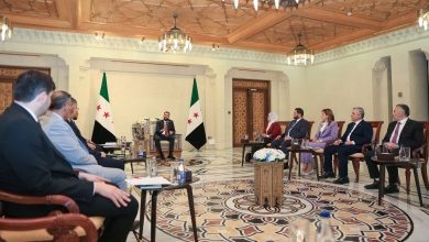 صورة الشرع يبحث مع اللجنة العليا لانتخابات مجلس الشعب سبل ضمان الشفافية والنزاهة