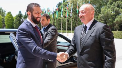 صورة الرئيس الشرع يصل أذربيجان على رأس وفد حكومي