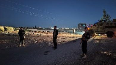 صورة قوى الأمن الداخلي تبدأ بالانتشار في قرى السويداء بالتنسيق مع وزارة الدفاع
