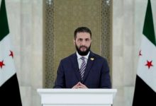صورة الرئيس أحمد الشرع يشدد على تمسك الدولة بالوحدة الوطنية ورفض أي محاولات خارجية لزرع الفتن