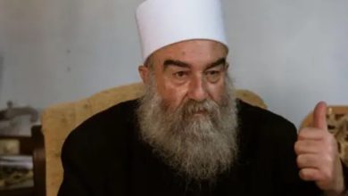 صورة الهجري يطالب بفتح ممرات إلى الأردن ومناطق سيطرة “قسد”