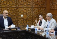 صورة محافظ ديرالزور يبحث مع اليونيسيف دعم جهود التعافي وعودة السكان