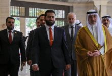 صورة وزير الداخلية يبحث مع وفد كويتي سبل تعزيز التعاون الثنائي