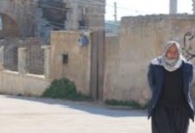 صورة أهالي جبل السماق في ريف إدلب يعربون عن تضامنهم مع المهجرين من السويداء