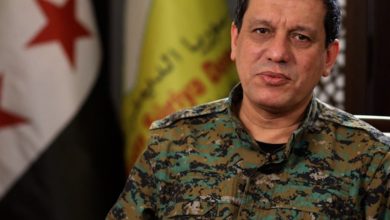 صورة مظلوم عبدي: ملتزمون باتفاقية 10 آذار وأحداث السويداء إشارة على أهمية التفاوض