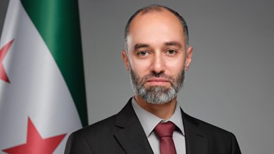 صورة قتيبة بدوي يؤكد على تطوير شامل للموانئ والمعابر في سوريا