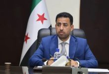 صورة وزير الصحة يعلن إعادة تأهيل عشرات المراكز الصحية وعدد من المشافي