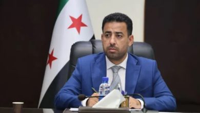 صورة وزير الصحة يعلن إعادة تأهيل عشرات المراكز الصحية وعدد من المشافي
