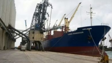 صورة دخول باخرة ثانية إلى سوريا من دون المرور عبر الموانئ الوسيطة