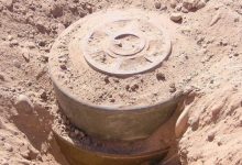 صورة مقتل شاب وإصابة آخر بانفجار لغم شرقي دير الزور