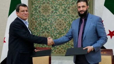 صورة ذا ناشيونال: مساعي الشرع لتعزيز سيطرة الحكومة المركزية تتعثر وقسد تعزز مواقعها