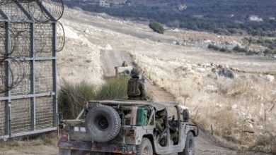 صورة توغل إسرائيلي جديد في ريف درعا الغربي وسط تفتيش للمنازل