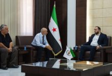 صورة حمص.. وفد من قرى متداخلة مع لبنان يطالب بفتح معبر إنساني