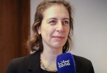 صورة المبعوثة البريطانية: نؤكد احترام سيادة سوريا ووحدة أراضيها