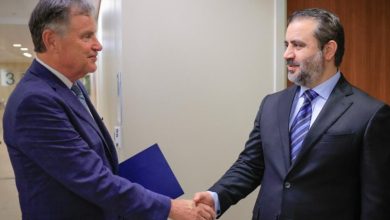 صورة الشيباني يلتقي اللجنة الأمريكية للحريات الدينية العالمية في واشنطن