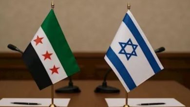 صورة “رويترز”: المحادثات بين سوريا وإسرائيل تعثرت بسبب الممر الإنساني إلى السويداء