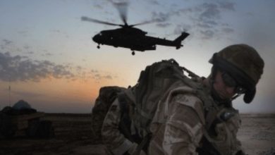 صورة عملية إنزال جوي تسفر عن اعتقال شخصين في دير الزور