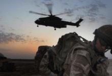 صورة التحالف الدولي ينفّذ إنزالاً جوياً في قرية الكسّار شمال شرقي دير الزور