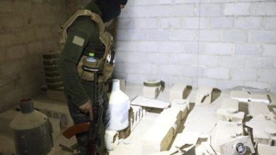 صورة الأمن الداخلي يعثر على مستودع ألغام وصواعق في البوكمال