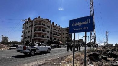 صورة توزيع 1250 سلة غذائية بدعم فطري أوروبي على مهجري السويداء
