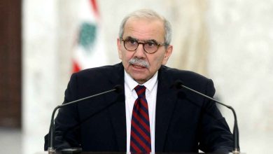 صورة نواف سلام: ملف الموقوفين السوريين في السجون اللبنانية معقد وشائك