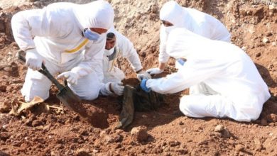صورة الأمن الداخي يعثر على مقبرة جماعية في ريف حمص