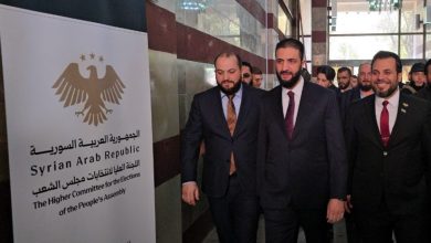صورة الرئيس الشرع يصل المكتبة الوطنية في دمشق لمتابعة سير العملية الانتخابية