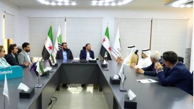 صورة اجتماع سوري كويتي لبحث فرص الاستثمار في قطاع الطيران المدني